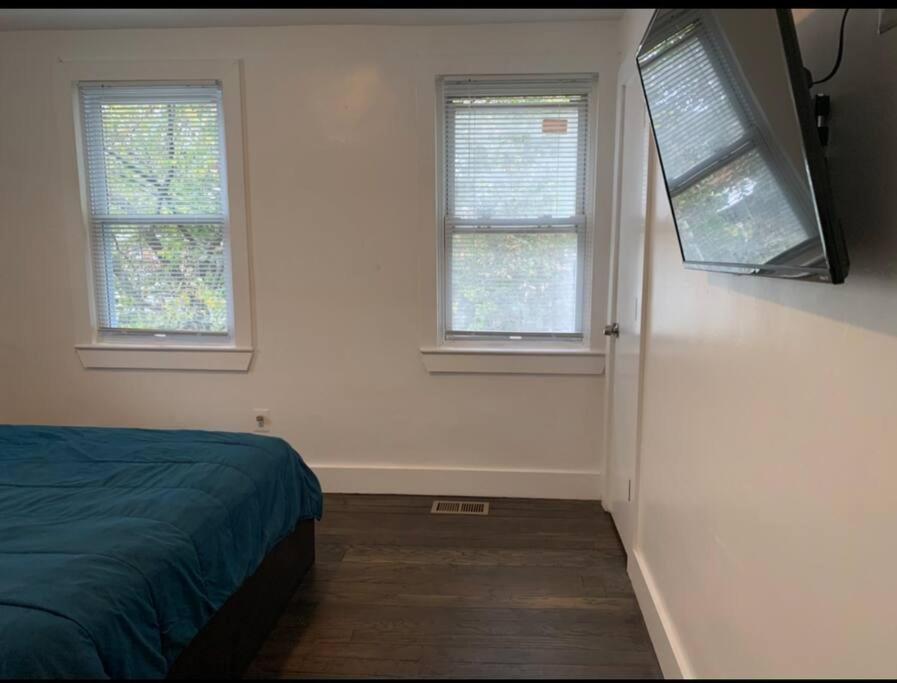 Cozy 2/1.5 Getaway In Lily Ponds Apartment Washington Exterior photo