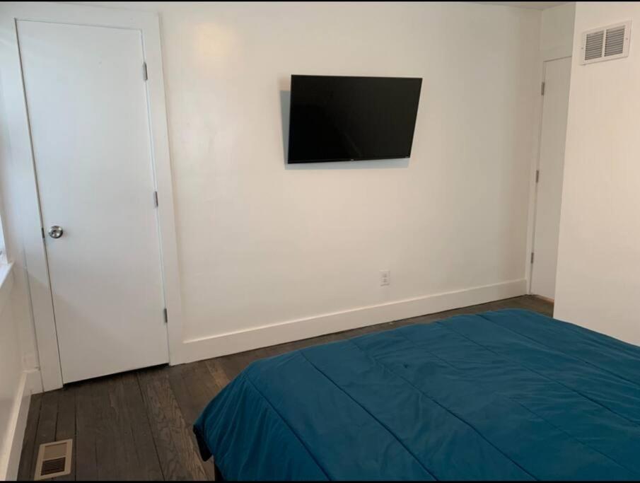 Cozy 2/1.5 Getaway In Lily Ponds Apartment Washington Exterior photo